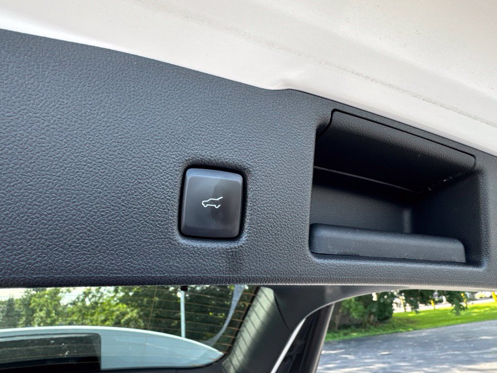 Used 2023 Ford Escape Active AWD/4WD image 9
