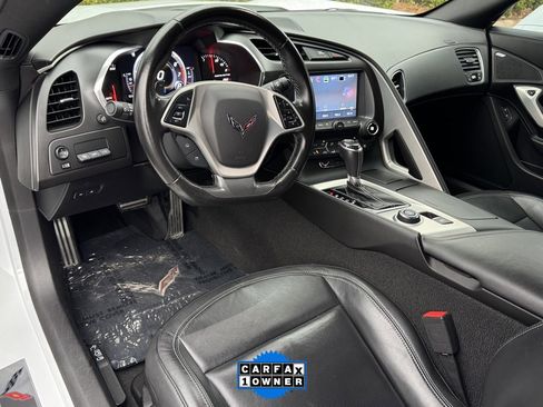 Used 2019 Chevrolet Corvette Stingray Coupe image 18