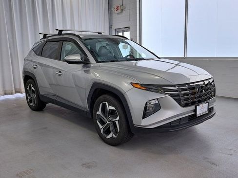 Used 2022 Hyundai Tucson SEL w/ Convenience + Premium Package AWD/4WD image 4