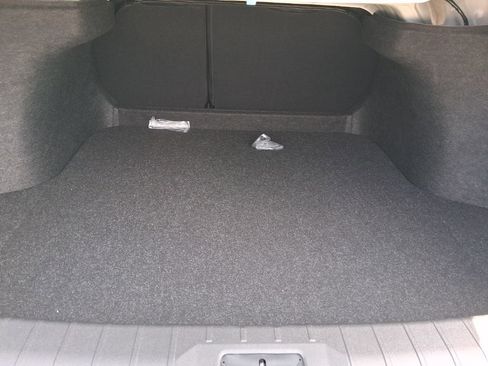 New 2026 Nissan Sentra SR w/ SR Premium Package FWD image 9