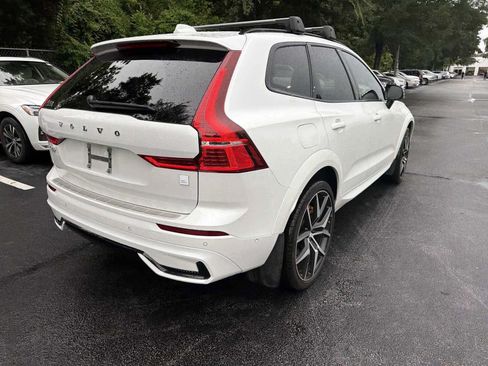 Used 2023 Volvo XC60 B5 Ultimate w/ Climate Package FWD image 13