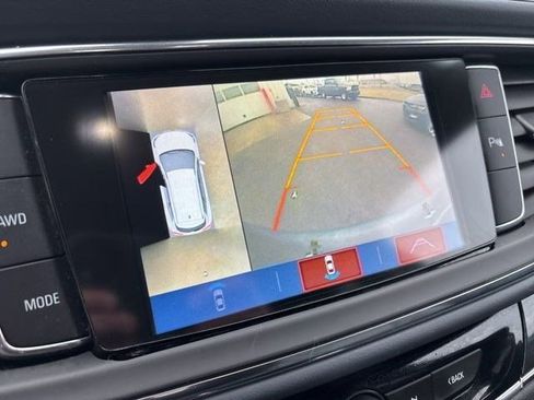 Used 2019 Buick Enclave Essence image 22