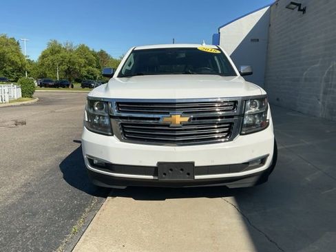 Used 2018 Chevrolet Suburban Premier AWD/4WD image 10
