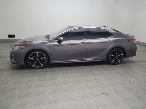 Used 2019 Toyota Camry XSE w/ Navigation Package FWD image 2