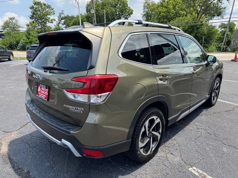Used 2023 Subaru Forester Touring AWD/4WD image 6