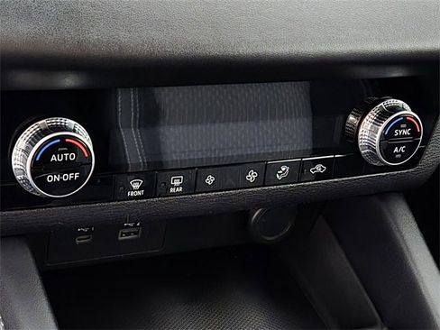 Used 2022 Mitsubishi Outlander ES image 26