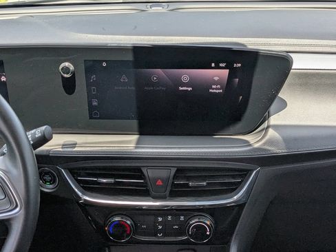 Used 2024 Buick Encore GX Sport Touring FWD image 16