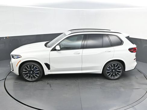 New 2026 BMW X5 xDrive40i w/ M Sport Package AWD/4WD image 35