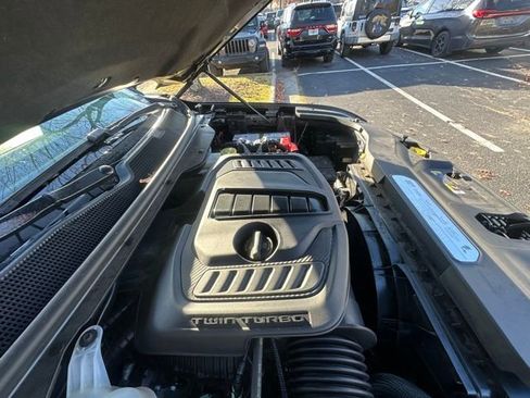 Used 2024 Jeep Wagoneer L Series II w/ Premium Group I image 16