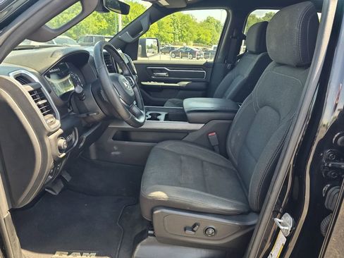 Used 2019 RAM 1500 Big Horn AWD/4WD image 14