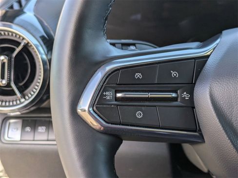 Used 2025 Chevrolet Equinox LT image 19