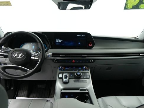 Used 2024 Hyundai Palisade SEL FWD image 32