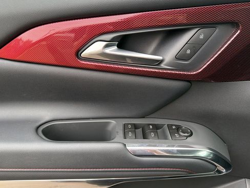 New 2026 Chevrolet Traverse Z71 w/ Enhanced Driving Package image 9