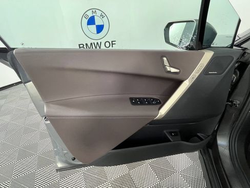 Used 2024 BMW iX xDrive50 AWD/4WD image 26