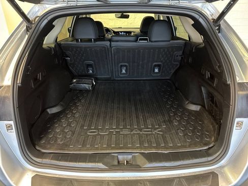 Used 2024 Subaru Outback Onyx Edition XT AWD/4WD image 10