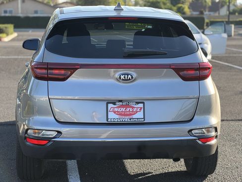 Used 2022 Kia Sportage LX image 28