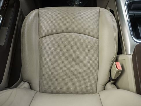 Used 2016 RAM 1500 Laramie image 33