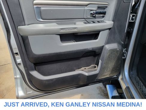 Used 2017 RAM 2500 Big Horn AWD/4WD image 15