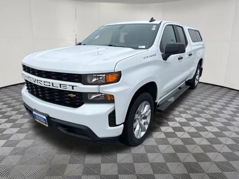 Used 2020 Chevrolet Silverado 1500 Custom w/ Custom Value Package AWD/4WD image 13