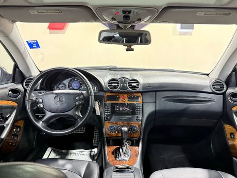 Used 2006 Mercedes-Benz CLK 350 Coupe image 10