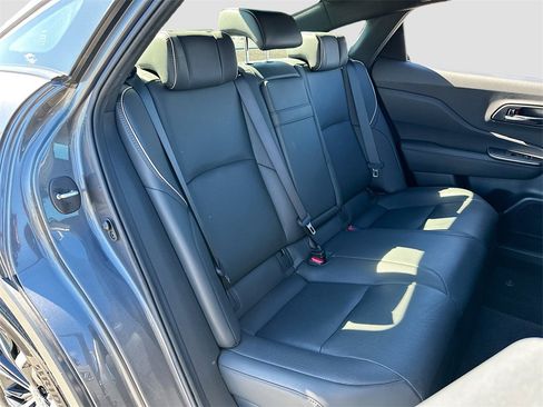 Used 2023 Toyota Crown Limited image 26