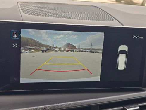 Certified 2025 Hyundai Santa Fe SE w/ Tow & Go Package image 20