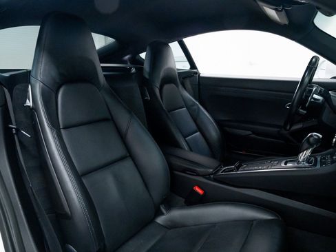 Used 2018 Porsche 718 Cayman S image 21