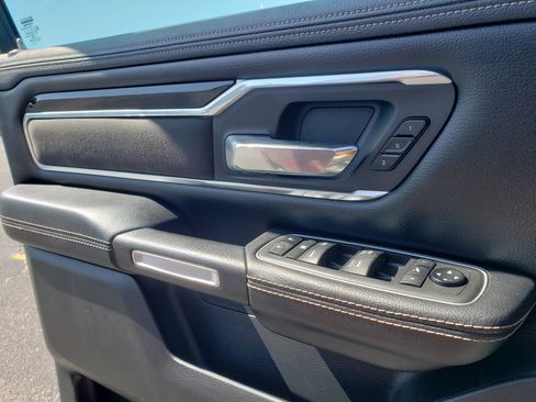 Used 2021 RAM 1500 Laramie w/ Sport Appearance Package AWD/4WD image 11