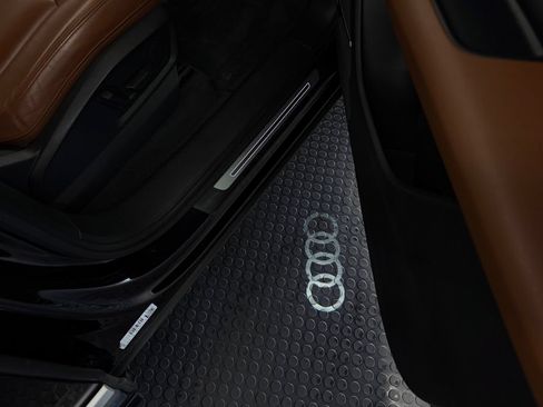 Used 2020 Audi Q7 3.0T Premium Plus w/ Premium Plus Package AWD/4WD image 35