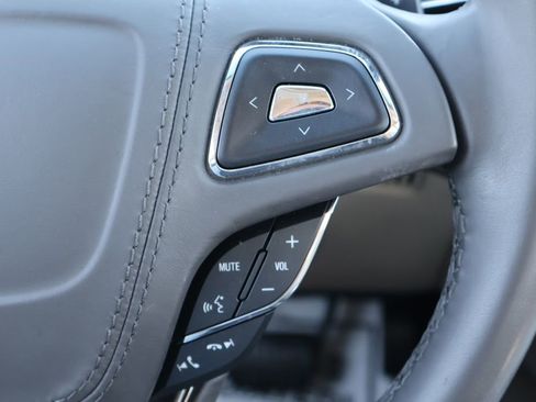 Used 2020 Lincoln MKZ w/ Convenience Package FWD image 7