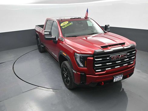 Used 2025 GMC Sierra 2500 AT4 w/ AT4 Premium Plus Package AWD/4WD image 29