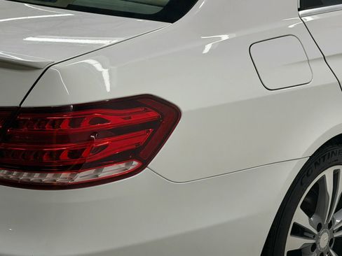 Used 2016 Mercedes-Benz E 350 Sedan w/ Premium Package image 10