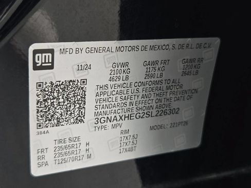 Used 2025 Chevrolet Equinox LT FWD image 40