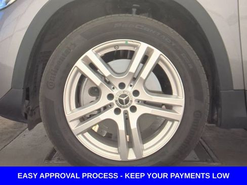 Used 2021 Mercedes-Benz GLA 250 4MATIC w/ Premium Package image 18