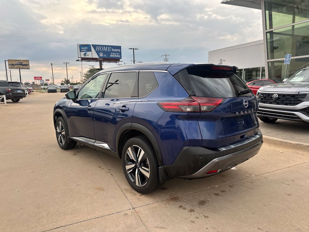 Used 2023 Nissan Rogue SL FWD image 9