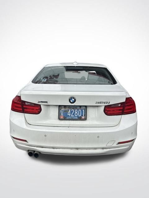 Used 2015 BMW 328i xDrive Sedan AWD/4WD image 4