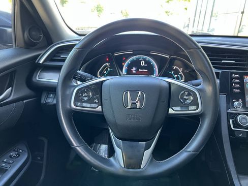 Used 2020 Honda Civic EX image 16