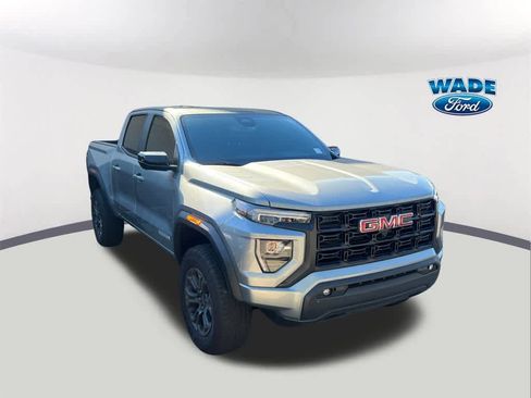 Used 2024 GMC Canyon Elevation w/ Elevation Premium Package image 3