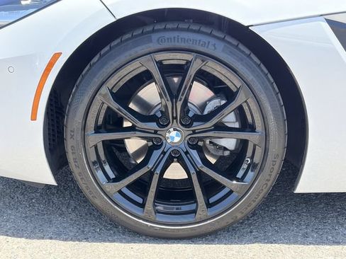 Used 2022 BMW Z4 sDrive30i w/ Premium Package 2 RWD image 9