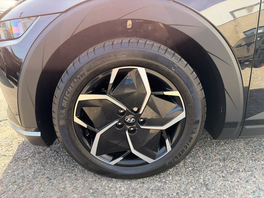 Certified 2024 Hyundai Ioniq 5 SE AWD/4WD image 11