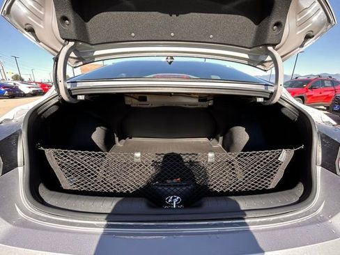 Used 2025 Hyundai Elantra SE image 33