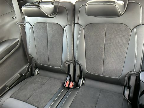 New 2025 Jeep Grand Cherokee L Altitude image 19