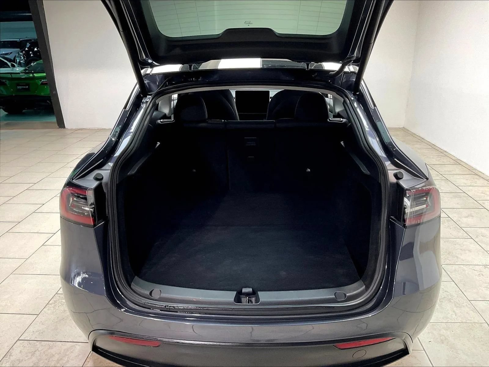 Used 2023 Tesla Model Y Long Range AWD/4WD image 43