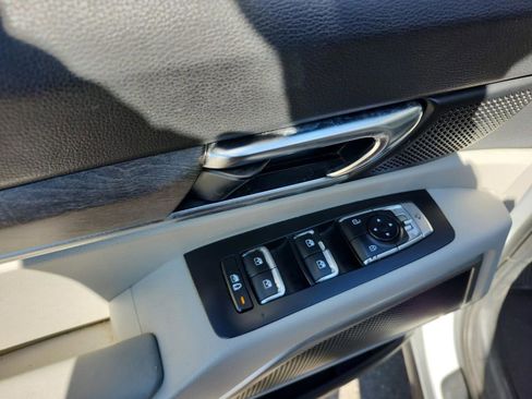 Used 2020 Kia Telluride EX image 16