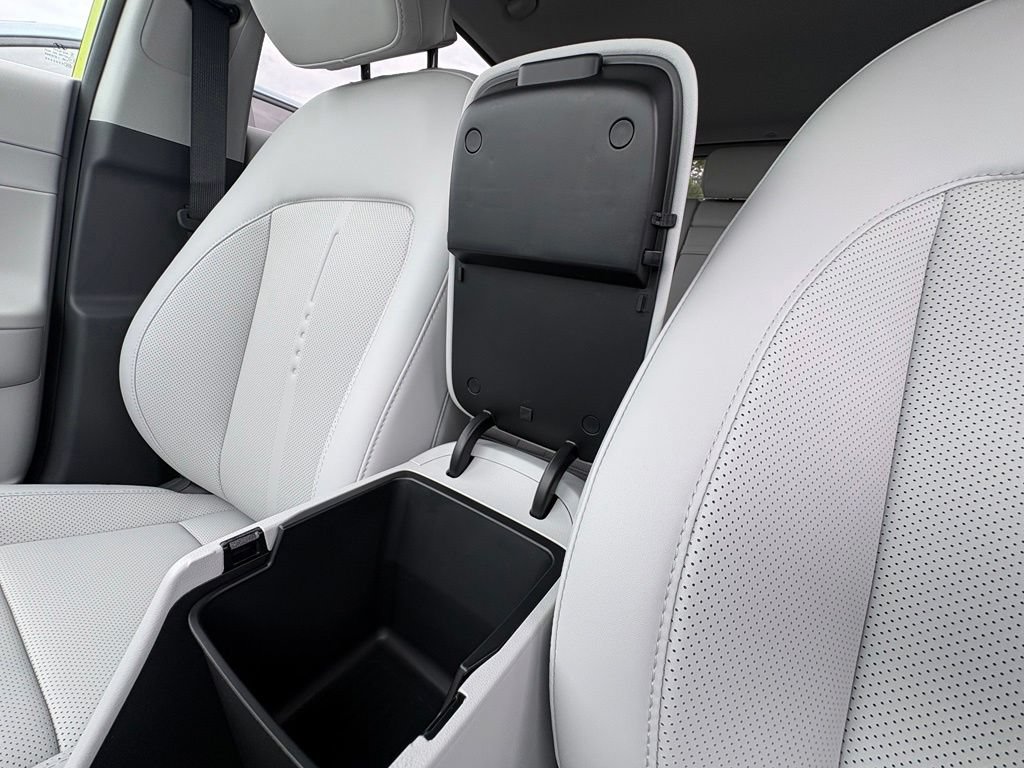 New 2026 Hyundai Kona Limited FWD image 25