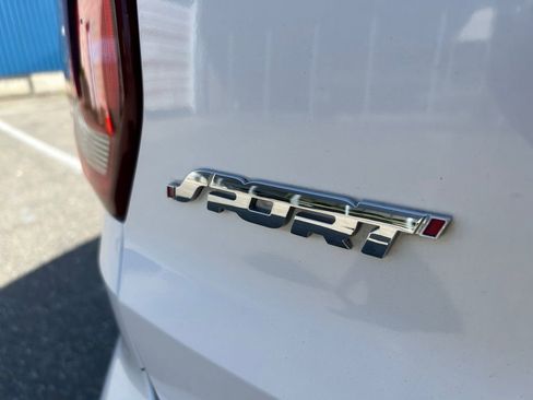 Used 2016 Ford Explorer Sport w/ Equipment Group 401A AWD/4WD image 36