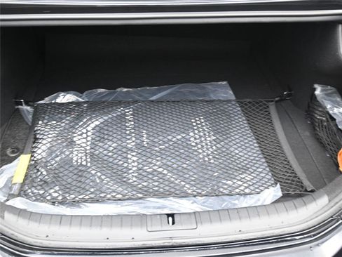 Used 2021 Genesis G70 2.0T w/ Elite Package image 7