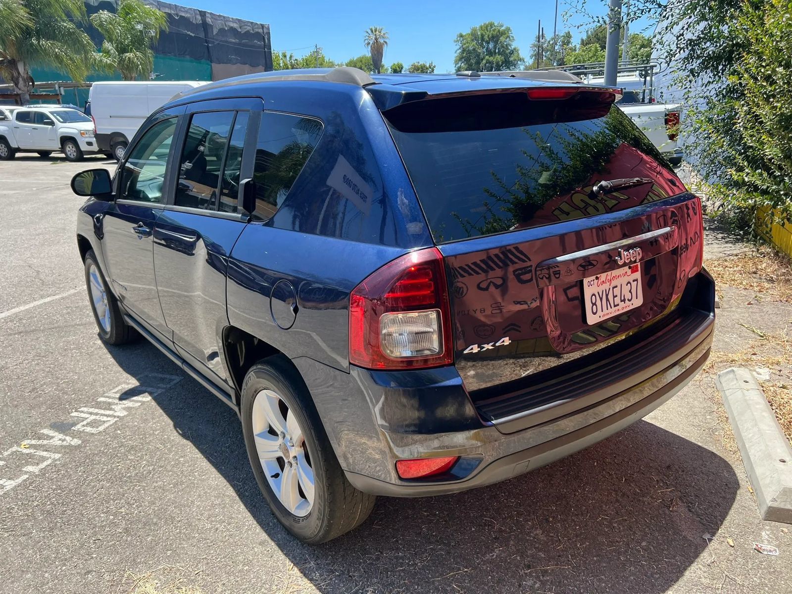 Used 2014 Jeep Compass Latitude AWD/4WD image 6