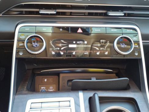 Used 2024 Genesis GV80 3.5T w/ Prestige Package image 23