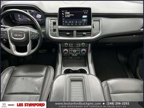 Used 2023 GMC Yukon XL SLT AWD/4WD image 16